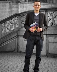 Dr. Pápics Péter